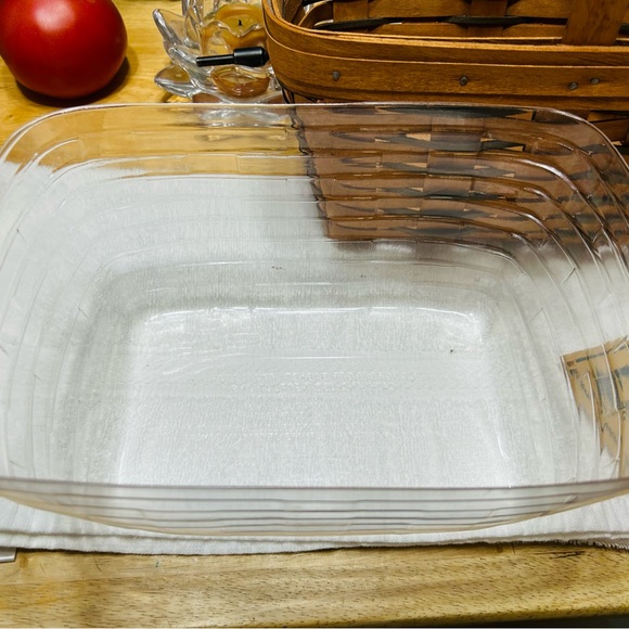 Longaberger Heartland collection basket with green weave. Mint condition. - Picture 6 of 8